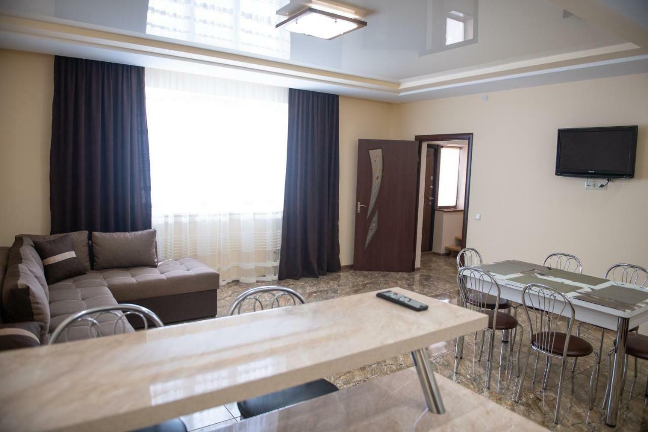 Ferienwohnung Затишна Оселя Mizhhirya  Exterior foto